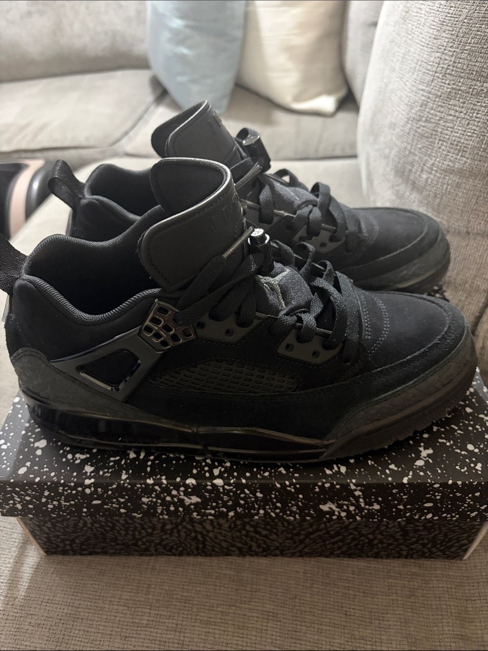 Jordan Men's Black Low-Top Sneaker